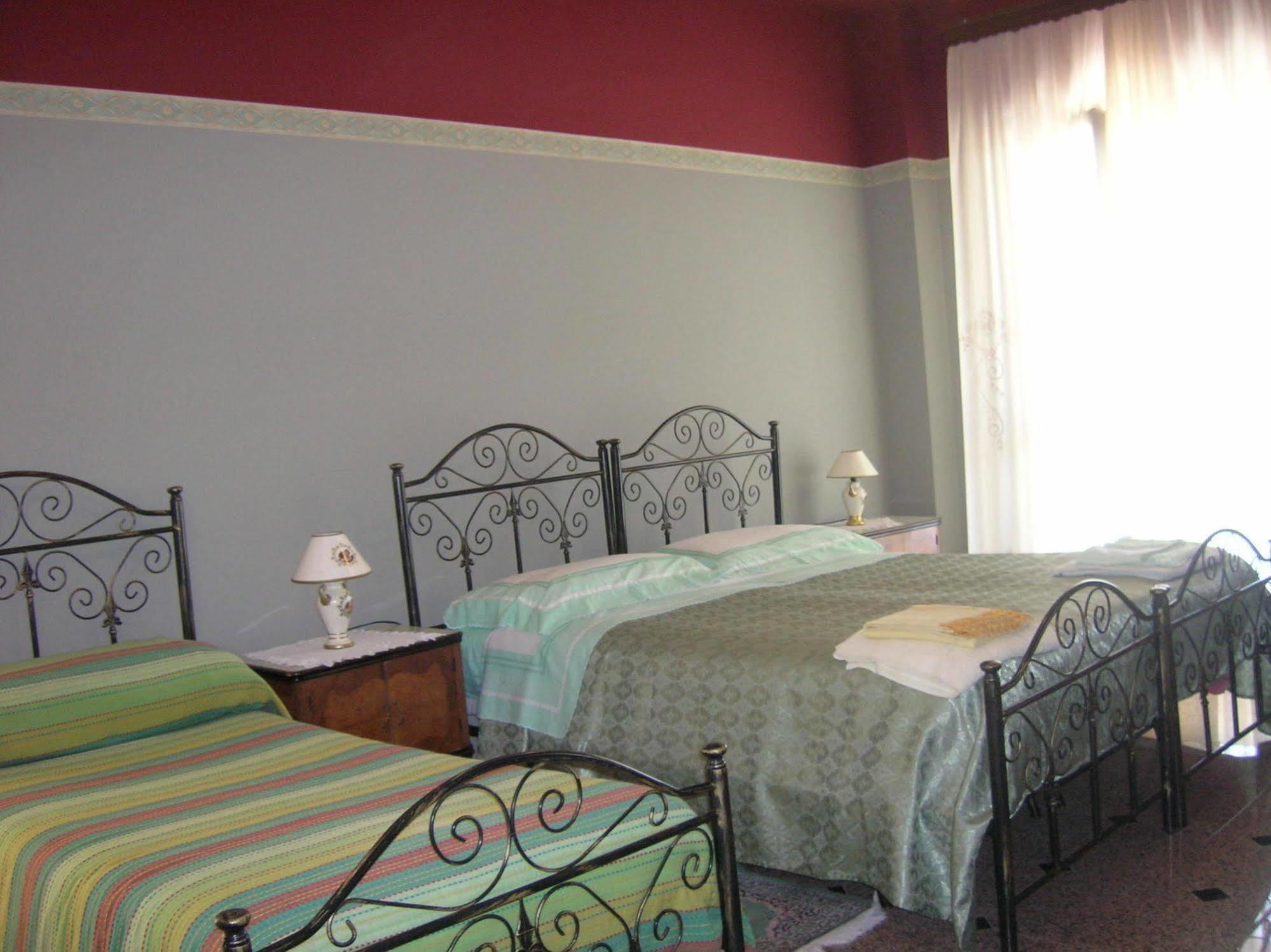 Villa Dei Principi Torrenova  ภายนอก รูปภาพ